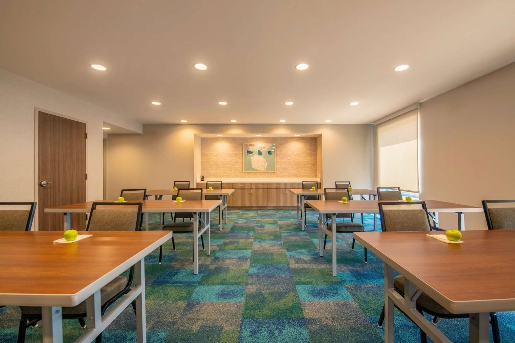 Home2 Suites By Hilton Kingsland Exterior foto